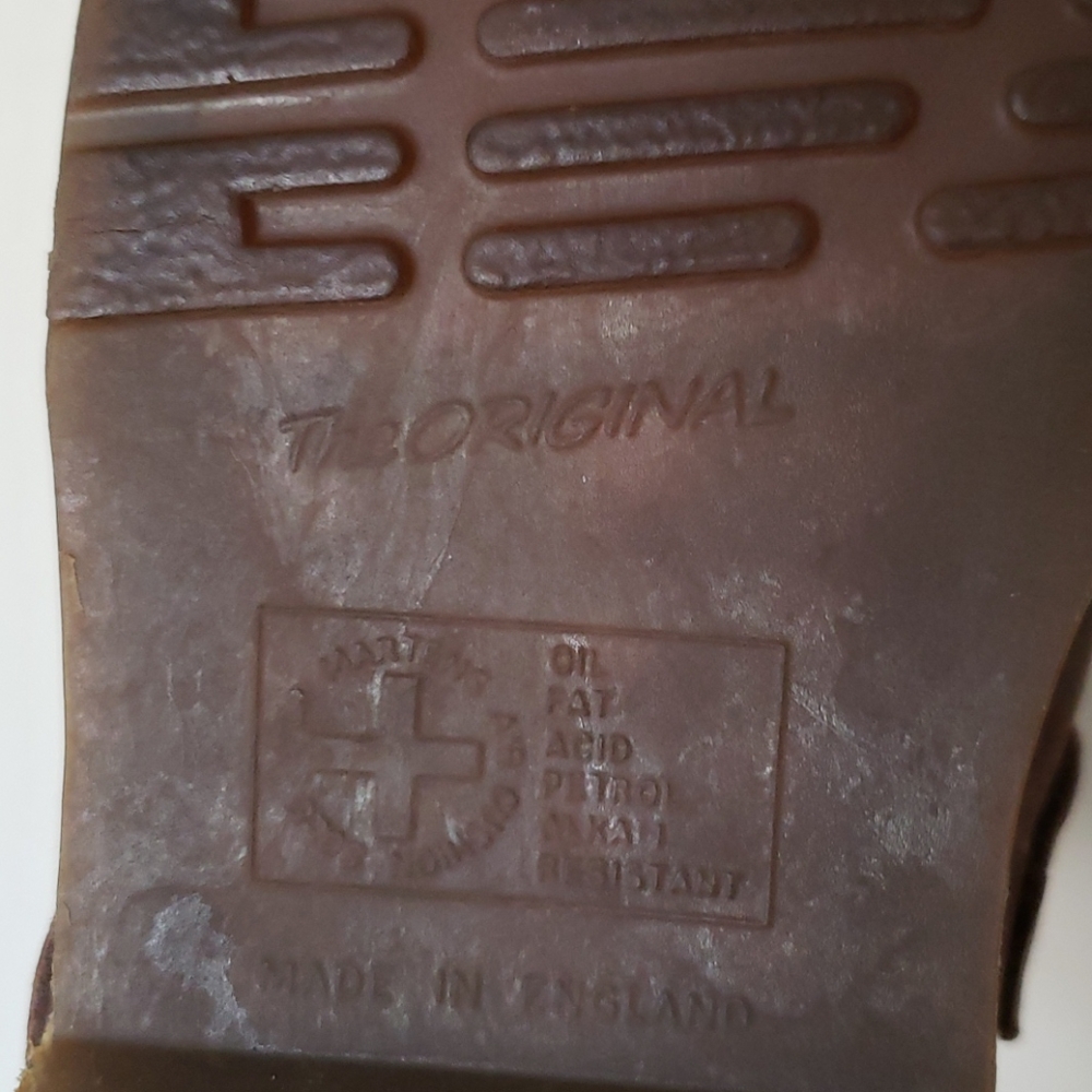 Vintage distressed leather Dr. Martens Mary Janes - Picture 5 of 6